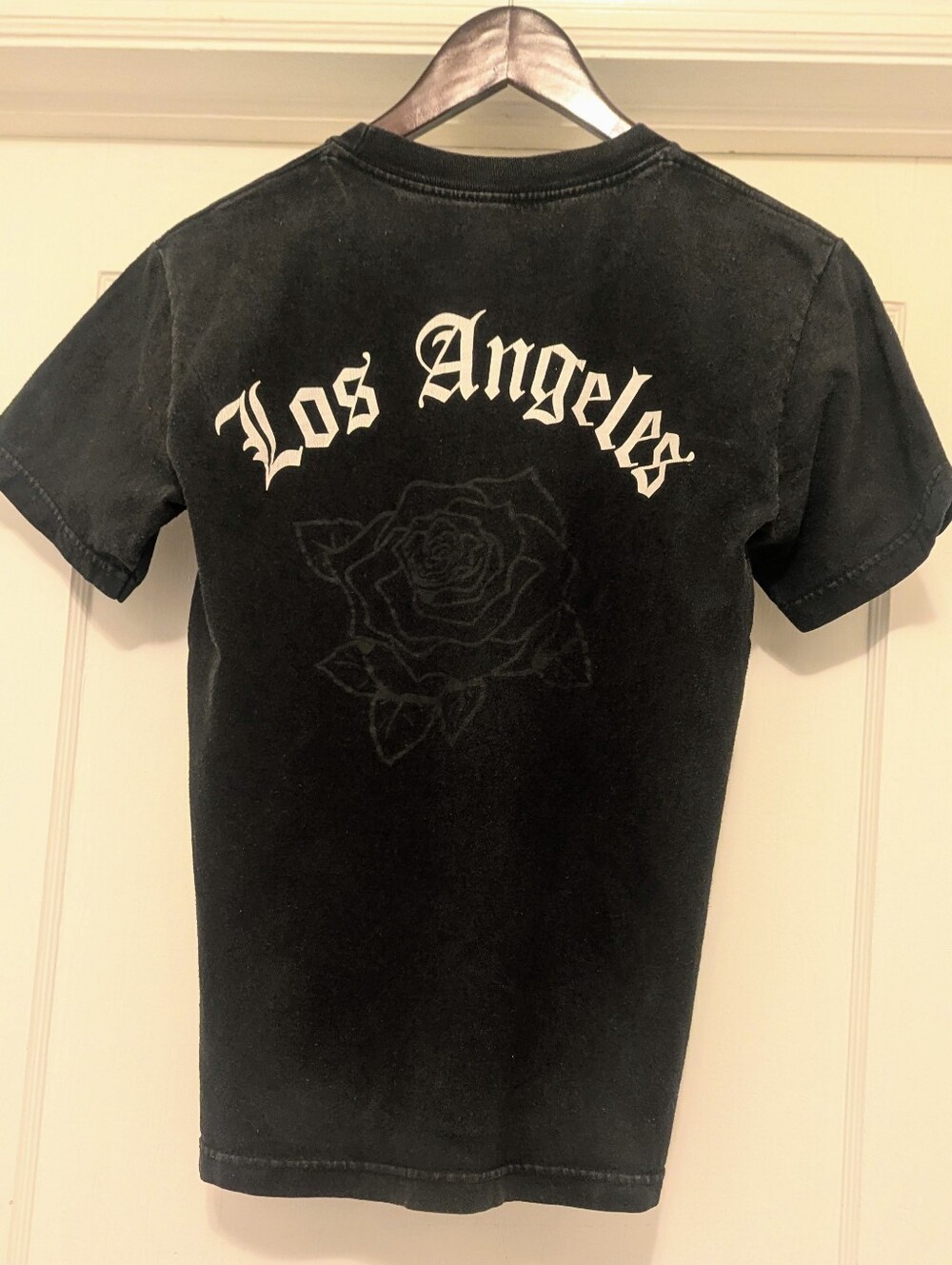 Pacsun Unisex Los Angeles Rose Crew Neck Cotton T-shirt. Size XSmall.